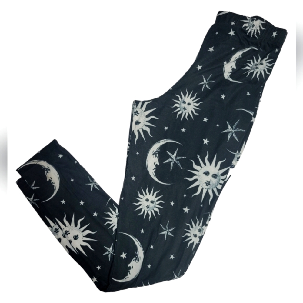 Blackheart Black and White Celestial Print Leggings (MD)